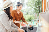 アウトドアの洗い物を簡単にするコツ7選!汚れを解決する便利アイテムも