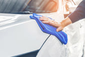 車のボディ洗浄に使用しても大丈夫?アルカリ電解水を洗車に使う際の注意点