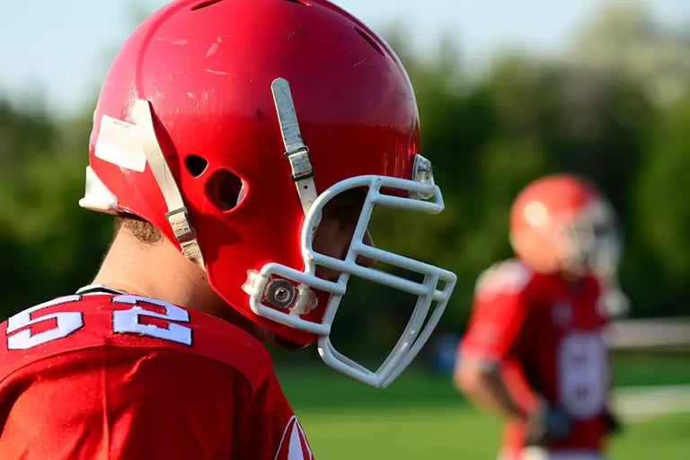 お手入れで何とかなる?ヘルメットを除菌・消臭するおすすめアイテムはコレ