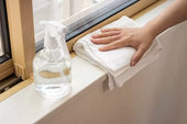 ひと吹きで汚れが落ちる!アルカリ電解水スプレーで掃除を手軽で簡単に